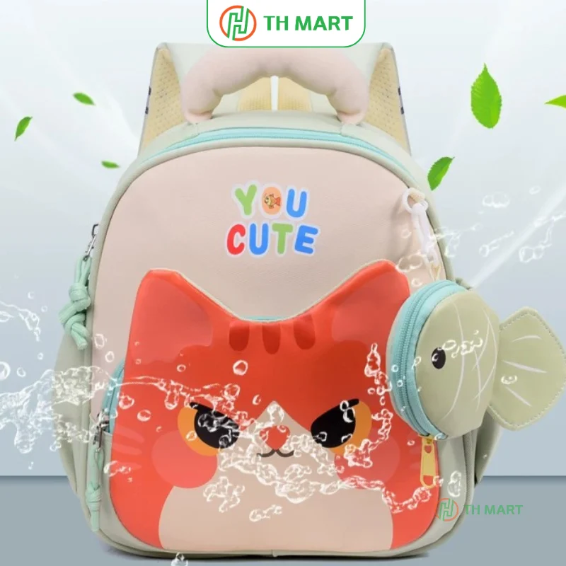 Balo được làm từ vải Oxford chống thấm nhẹ