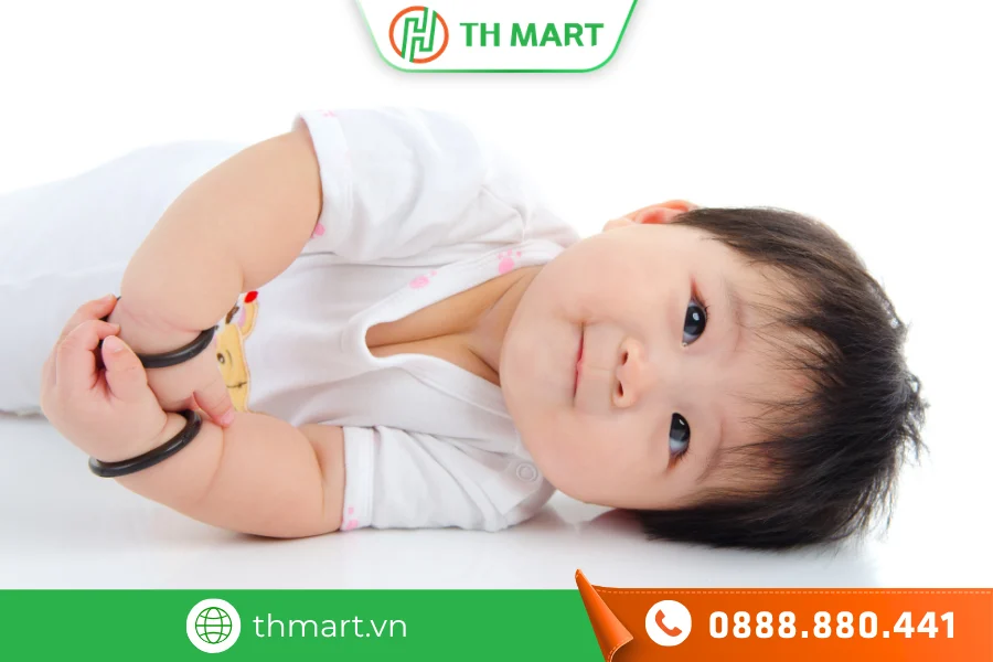Ba mẹ có thể dạy nói cho bé từ khi mới sinh ra