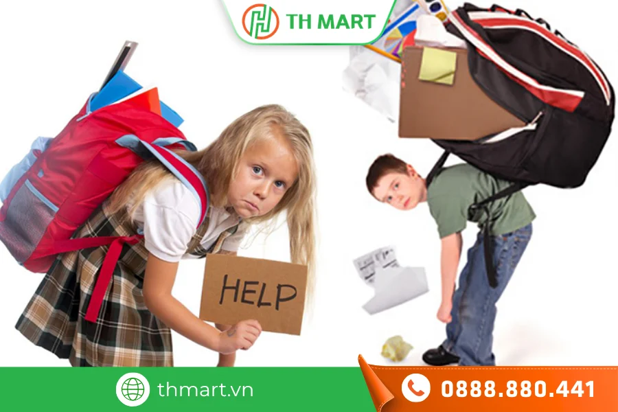 Hướng dẫn đeo balo đúng cách bảo vệ cột sống cho bé 2 Bé đeo balo sai cách ảnh hưởng đến tư thế, cột sống và sức khỏe