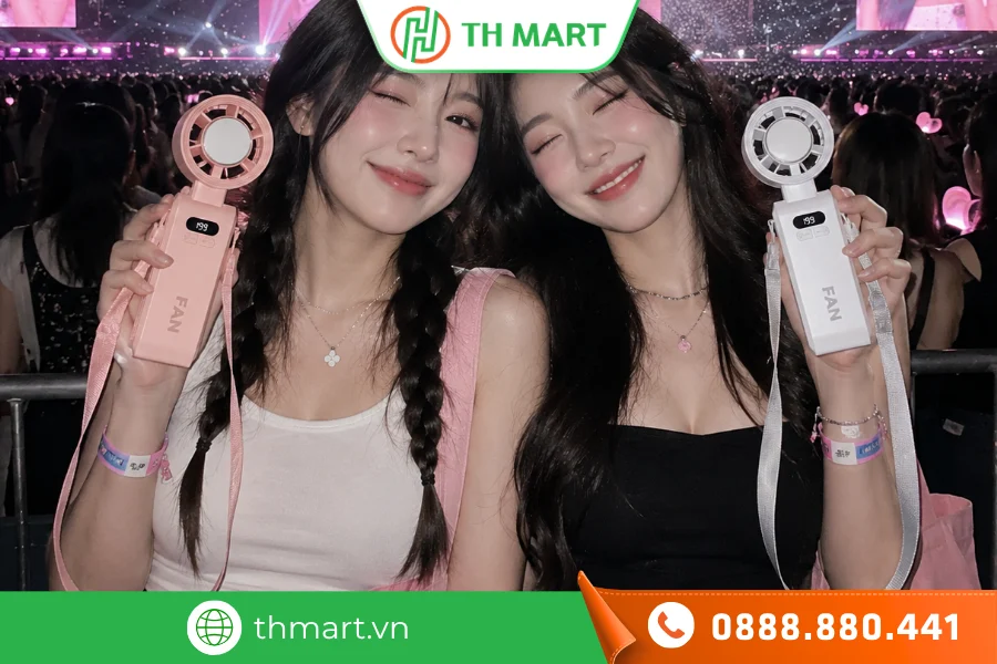 Quạt mini cầm tay gấp gọn loại nào tốt? 5 JF-137 là mẫu quạt mini cầm tay gấp gọn gió mát, pin trâu được nhiều bạn trẻ lựa chọn